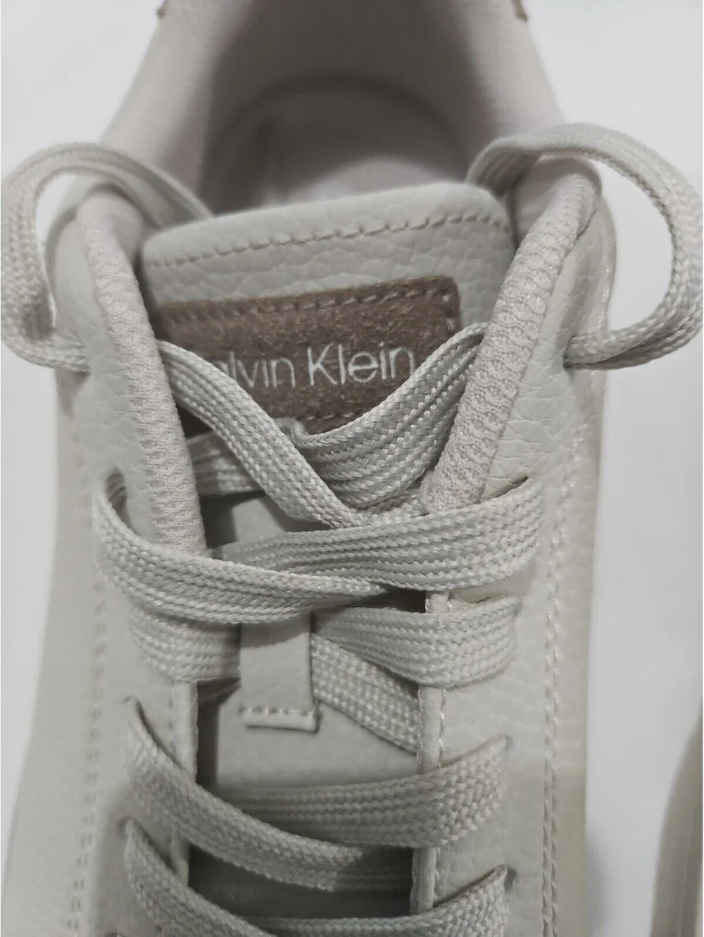 Calvin Klein Men's Lukani-M Light Gray Lace Up Sneakers Size 10M New Without Tag